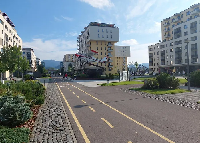 Coresi Rezidence & Suites