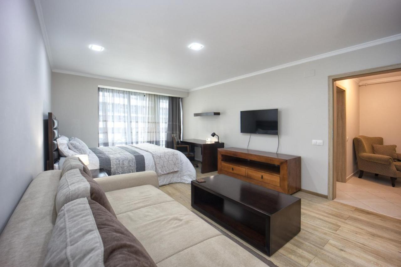 Apartment Coresi Rezidence &